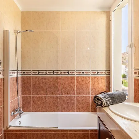 Llenaire Cerca Playa * ポルト・ダ・ポリェンサ